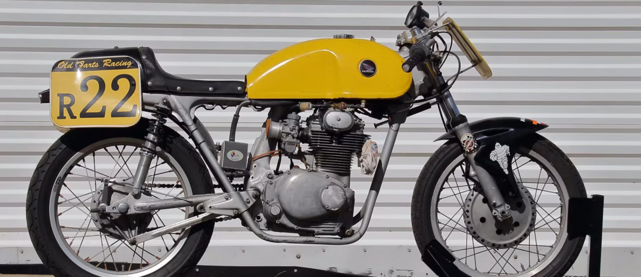 Honda 350 Road Racer – 1970 thông số kỹ thuật và hình ảnh, Honda 350 Road Racer – 1970 specifications and photos