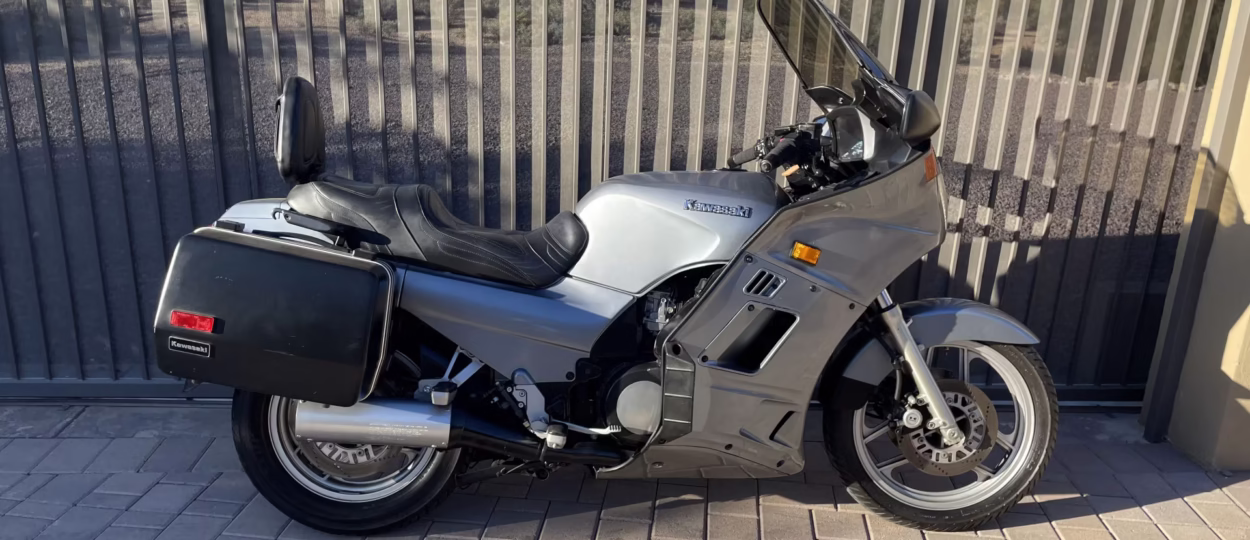 Kawasaki Concours GTR1000 – 1986 thông số kỹ thuật và hình ảnh, Kawasaki Concours GTR1000 – 1986 specifications and photos