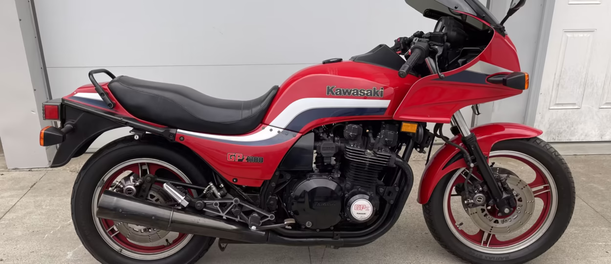 Kawasaki GPZ1100 – 1983 thông số kỹ thuật và hình ảnh, Kawasaki GPZ1100 – 1983 specifications and photos