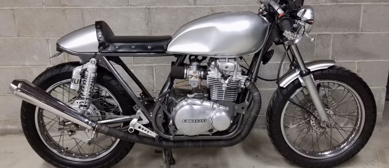 Kawasaki Kz400 Cafe Racer – 1974 thông số kỹ thuật và hình ảnh, Kawasaki Kz400 Cafe Racer – 1974 specifications and photos