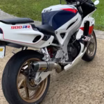 Honda CBR900RR Fireblade -1994 thông số kỹ thuật và hình ảnh, Honda CBR900RR Fireblade - 1994 specifications and photos