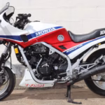 Honda VF1000FE Interceptor – 1988 thông số kỹ thuật và hình ảnh, Honda VF1000FE Interceptor – 1988 specifications and photos