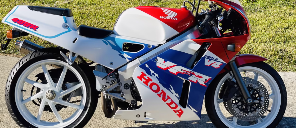 Honda VFR400 - 1992 thông số kỹ thuật và hình ảnh, Honda VFR400 - 1992 specifications and photos