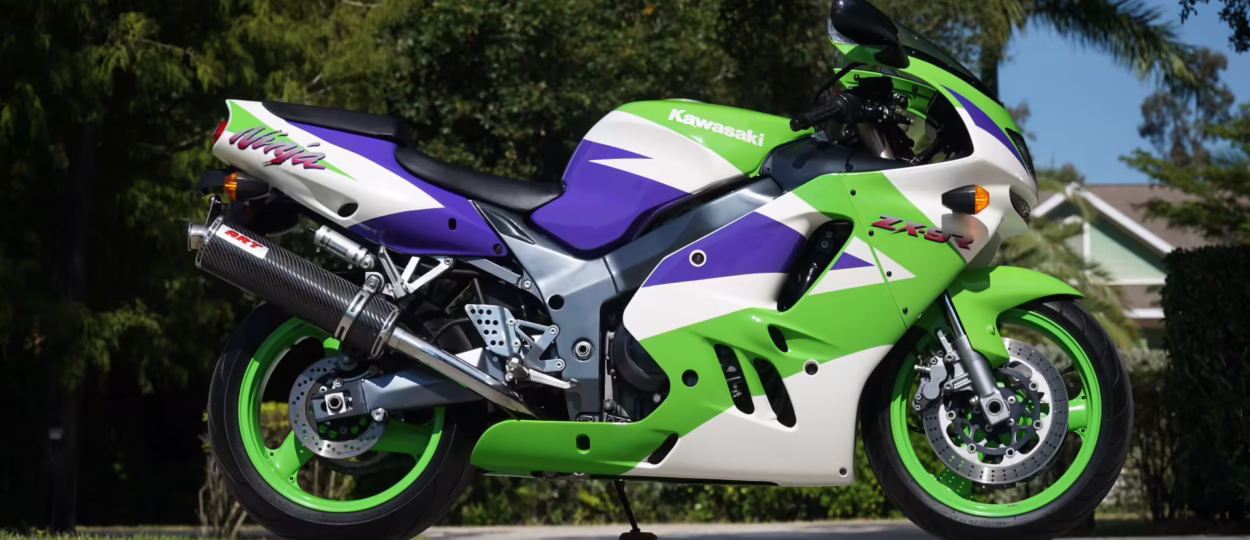Kawasaki Ninja 900 – 1996 thông số kỹ thuật và hình ảnh, Kawasaki Ninja ZX-9R – 1996 specifications and photos