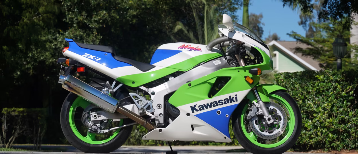 Kawasaki Ninja ZX-7 – 1992 thông số kỹ thuật và hình ảnh, Kawasaki Ninja ZX-7 – 1992 specifications and photos