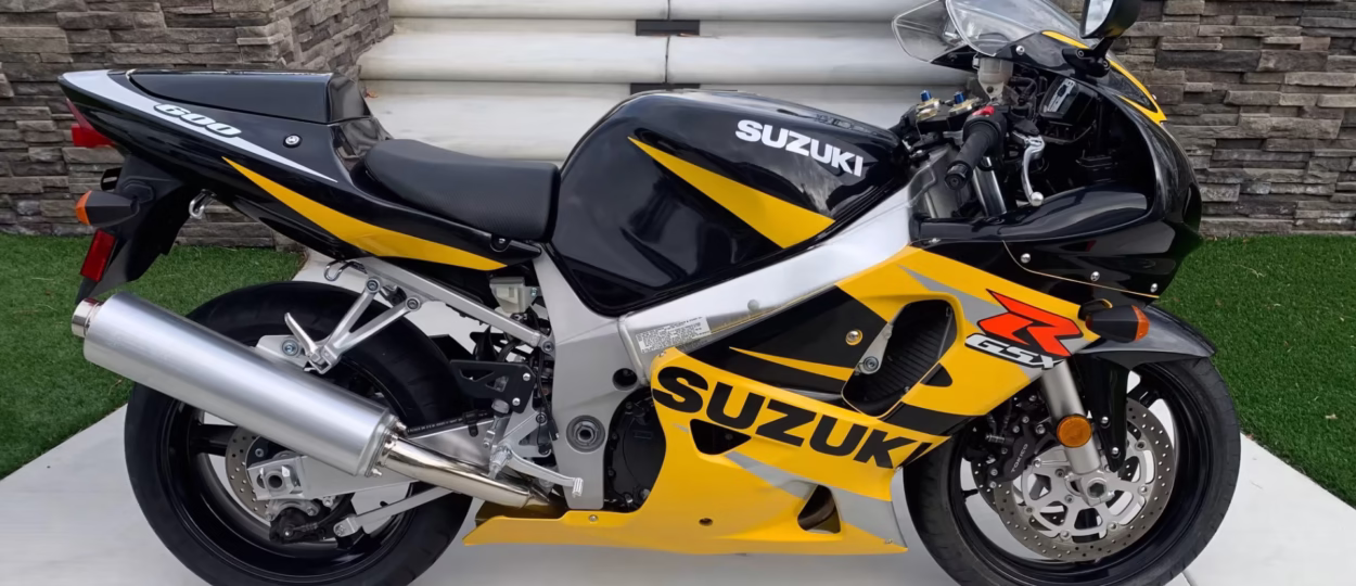 Suzuki GSX-R600 - 2002 thông số kỹ thuật và hình ảnh, Suzuki GSX-R600 - 2002 specifications and photos