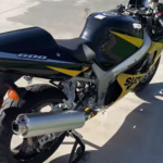 Suzuki GSX-R600 - 2002 thông số kỹ thuật và hình ảnh, Suzuki GSX-R600 - 2002 specifications and photos