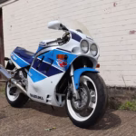 Suzuki GSX-R750– 1990 thông số kỹ thuật và hình ảnh, Suzuki GSX-R750– 1990 specifications and photos