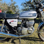 Suzuki GT380 – 1975 thông số kỹ thuật và hình ảnh, Suzuki GT380 – 1975 specifications and photos